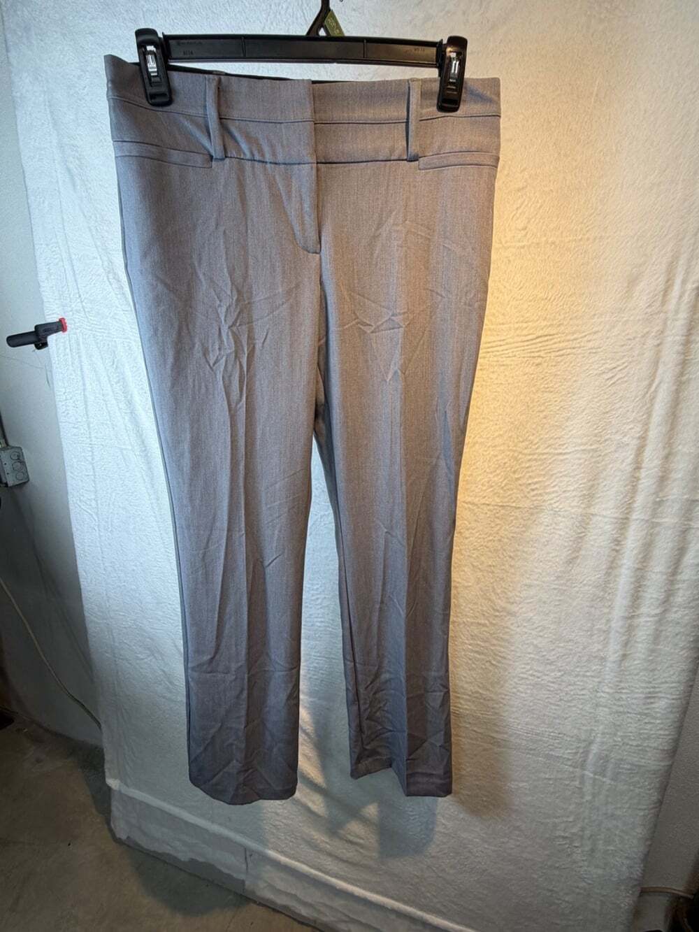 Maurices pants women's size 7/8 R gray grey boot cut relaxed hip and thigh